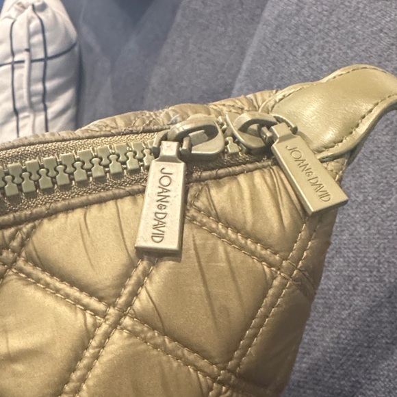 Quilted Olive Duffel Bag. - Picture 2 of 3